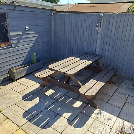 Beach & Tonic Beachside Chalet Humberston Eksteriør bilde