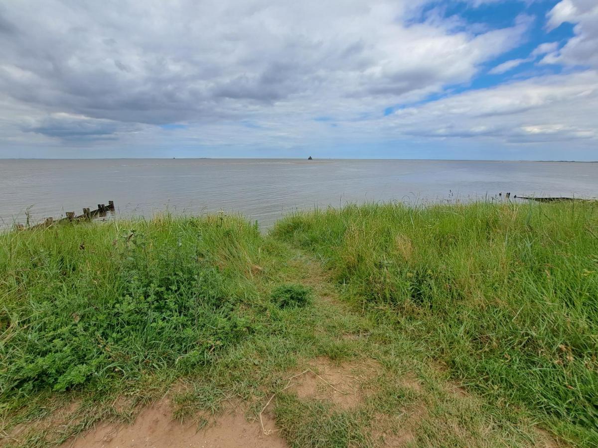Beach & Tonic Beachside Chalet Humberston Eksteriør bilde