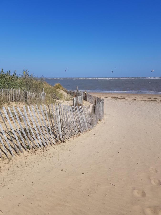 Beach & Tonic Beachside Chalet Humberston Eksteriør bilde