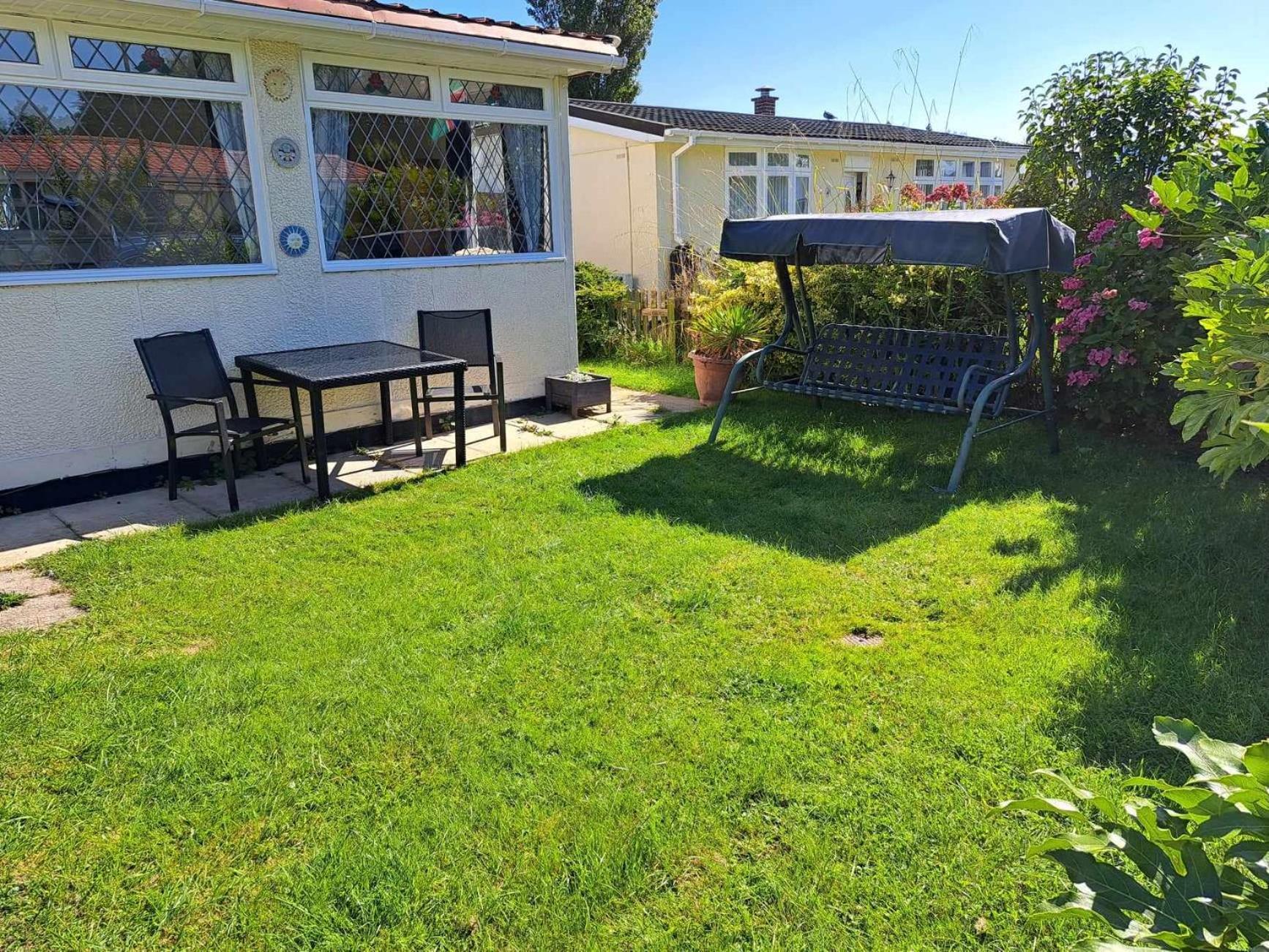 Beach & Tonic Beachside Chalet Humberston Eksteriør bilde